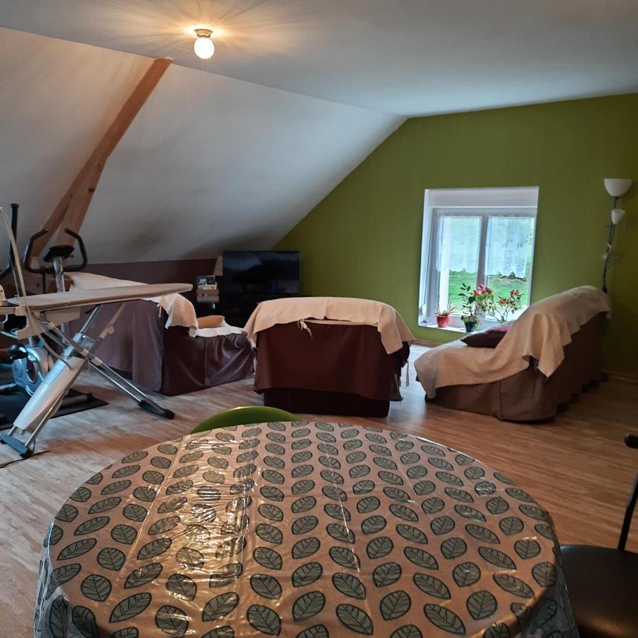 Un Petit Coin De Paradis Clairfontaine Eksteriør billede